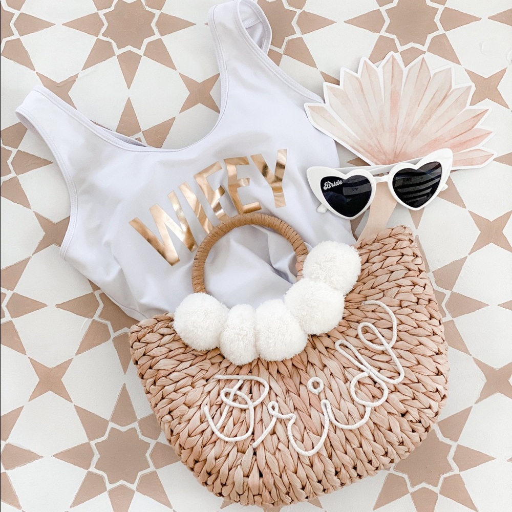 “BRIDE” straw bag